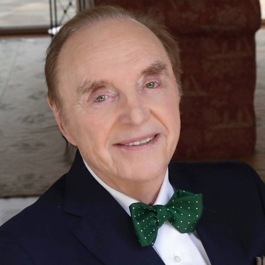 Warren Adler, autorul romanului "Războiul familiei Rose", a murit la vârsta de 91 de ani