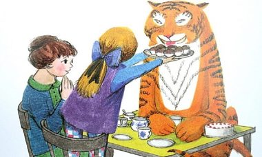 Scriitoarea Judith Kerr, cunoscută pentru poveştile cu pisica Mog, a murit la vârsta de 95 de ani