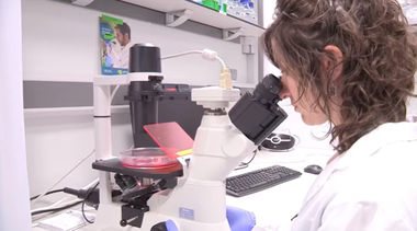 Un medicament inovator contra cancerului a fost testat cu succes pentru prima dată pe pacienţi