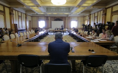 Ministrul Breaz, directorii „Antipa” şi „Elie Wiesel” şi manageri ai instituţiilor naţionale de cultură, la audierile de săptămâna aceasta din Comisia din Cameră