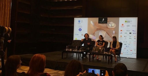 Marion Cotillard, „Ioana d’Arc pe rug” la Bucureşti - Un rol preluat de la mama ei, într-un oraş ca un copil ce creşte şi se eliberează