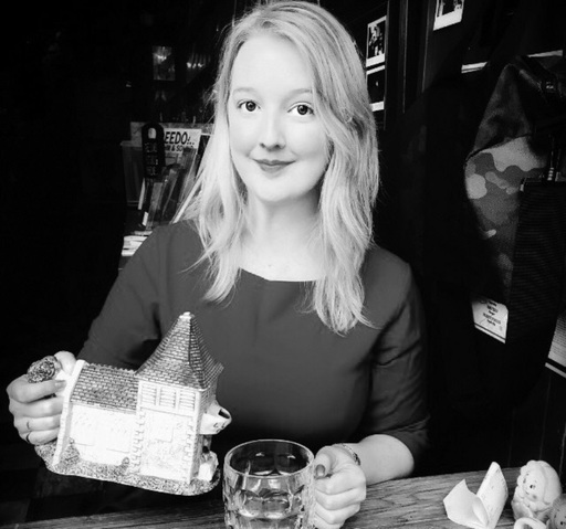 Amber Lee Dodd, autoare britanică de bestselleruri pentru copii, lectură publică din primul ei roman tradus în limba română