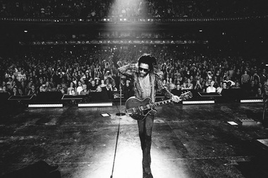 Lenny Kravitz s-a alăturat actriţei Yalitza Aparicio şi fotbalistului Boateng în campania #FightRacism a Organizaţiei Naţiunilor Unite - VIDEO