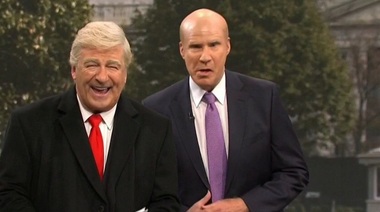 SNL - Alec Baldwin a reluat la NBC rolul lui Donald Trump, alături de Will Ferell, în rolul ambasadorului Gordon Sondland - VIDEO