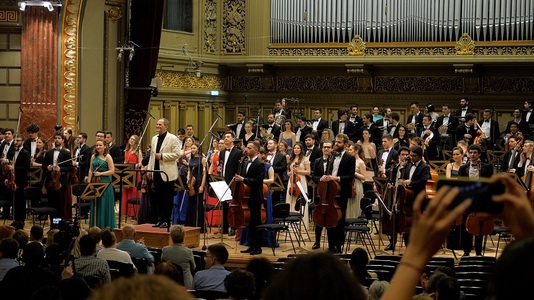 Orchestra Română de Tineret şi Cristian Mandeal, concert în premieră la Sinaia