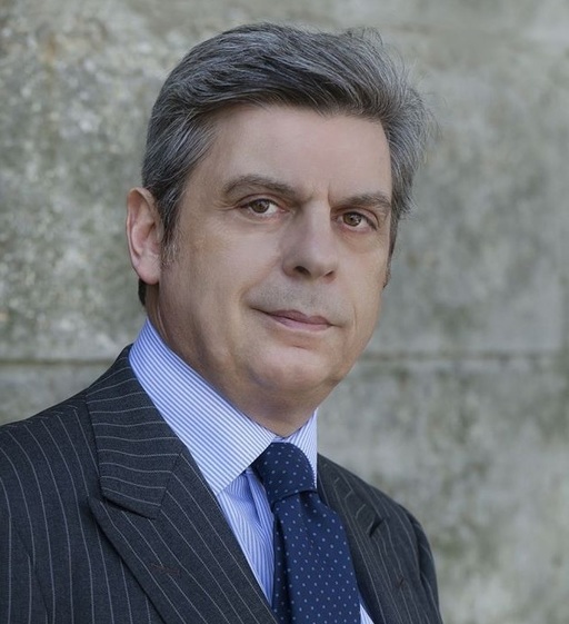 Scriitorul italian Maurizio Serra, ales membru în Academia franceză în locul lui Simone Veil