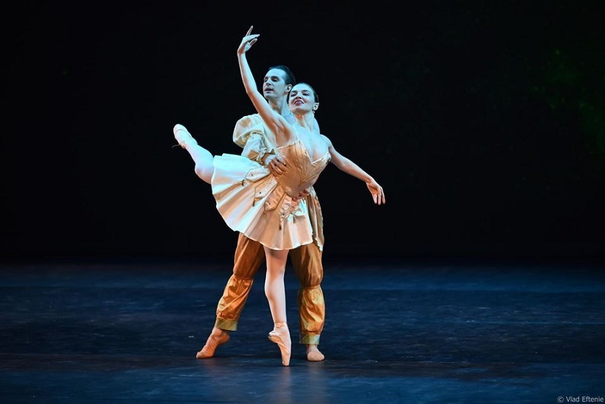 Artiştii de la Gala de Balet "Carmen Sylva", ovaţionaţi pentru interpretările lor la TNB - FOTO