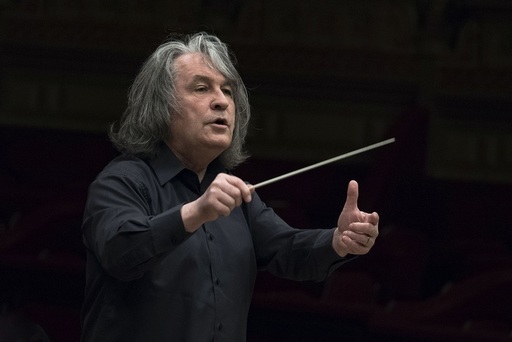 Dirijorul Horia Andreescu, într-un concert extraordinar dedicat Unirii Principatelor la Filarmonica din Iaşi