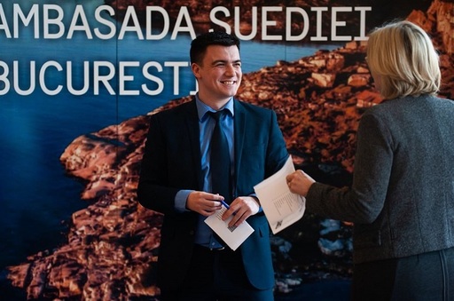 Administratorul paginii de Facebook a Ambasadei Suediei, cel mai popular cont al unei reprezentanţe diplomatice din România, părăseşte postul