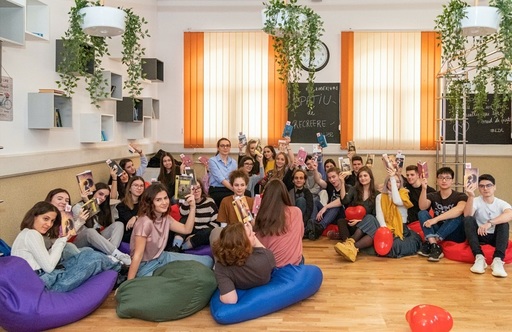Provocare de Valentine’s Day pentru elevii de la Colegiul Naţional „Gheorghe Lazăr” din Bucureşti