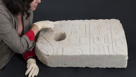 O ancoră egipteană din piatră, veche de 3.400 de ani, descoperită în Israel
