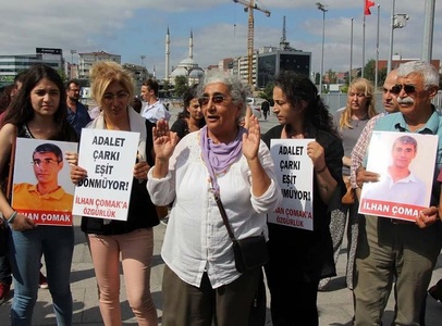 Un poet turc a fost închis timp de 26 de ani pentru o crimă pe care nu a comis-o