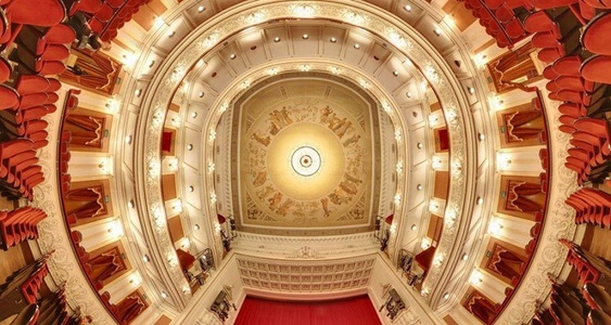 Un teatru din Rusia va oferi spectacole pentru un singur spectator