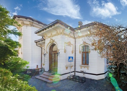 O casă monument din fosta mahala Mântuleasa, scoasă la vânzare de la 650.000 de euro