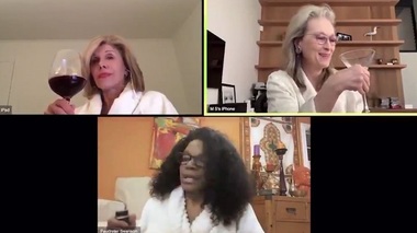 Meryl Streep, Christine Baranski şi Audra McDonald, în halate de baie, şi-au pregătit băuturi şi au cântat la evenimentul dedicat lui Sondheim - VIDEO