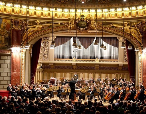 Dirijorul Christian Badea şi violonistul Liviu Prunaru, în stagiunea online a Filarmonicii „George Enescu”