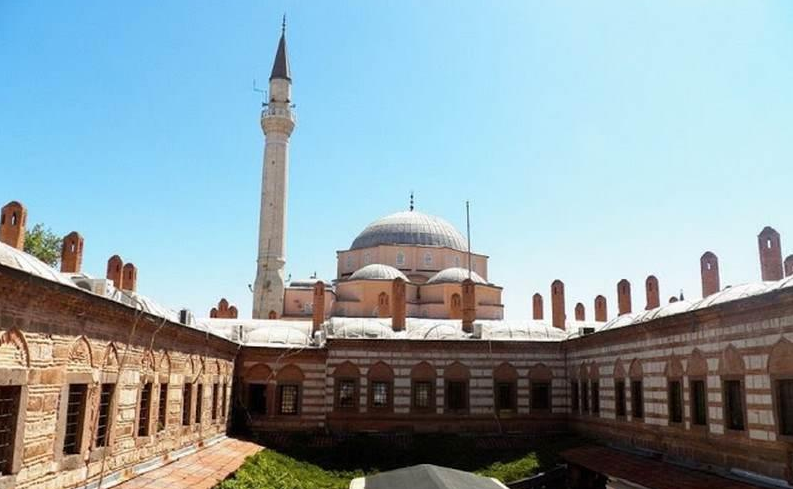Cântecul „Bella Ciao”, în locul chemării la rugăciune în minaretele din Izmir. O anchetă este în desfăşurare - VIDEO