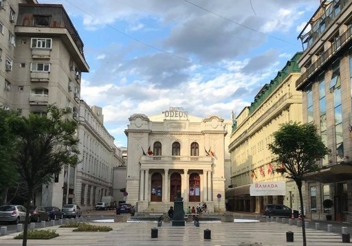 Eseul video „Farmecul discret al amintirii”, regizat de Dragoş Galgoţiu, difuzat online de Teatrul Odeon