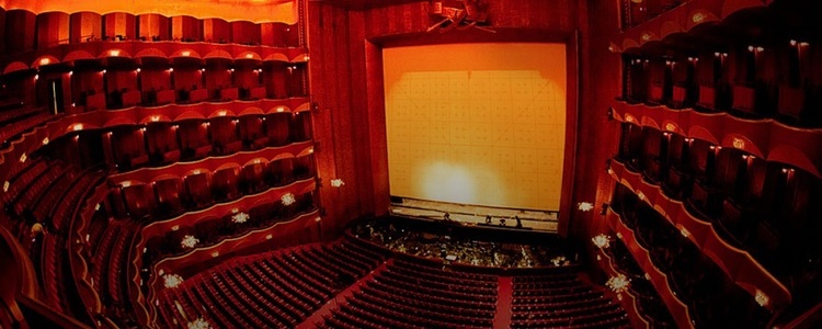 Metropolitan Opera din New York a anulat stagiunea de toamnă
