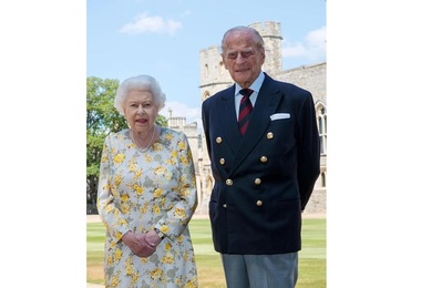 Un portret al reginei Elizabeth II şi prinţului Philip, pentru a 99-a aniversare a ducelui de Edinburgh 