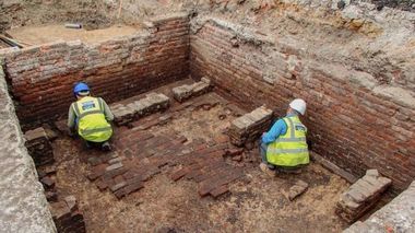 Cel mai vechi teatru londonez, descoperit de arheologi

