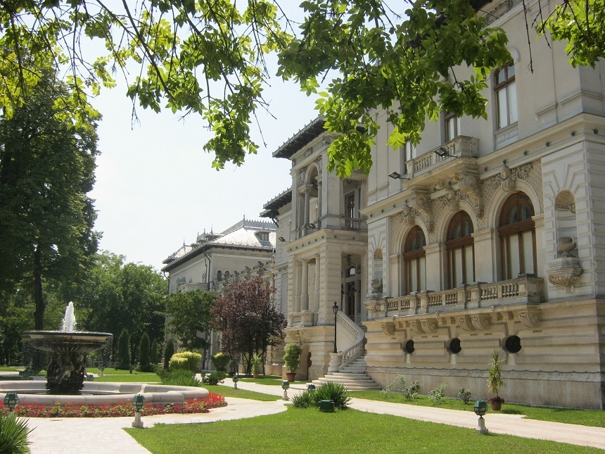Muzeul Naţional Cotroceni prelungeşte temporar programul de vizitare