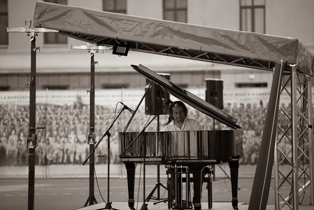Horia Mihail va susţine ultimele două concerte din turneul "Pianul călător" pe 3 şi 5 iulie, la Bucureşti şi Constanţa
