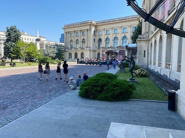 Spectacole de teatru şi operetă vor avea loc în perioada 24 iulie - 1 august, în Curtea de Onoare a MNAR