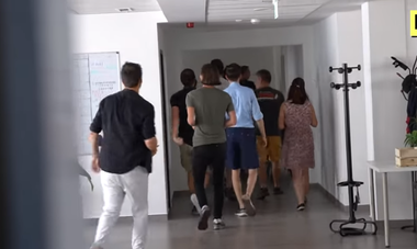 Aproximativ 70 de jurnalişti de la un important site informativ ungar au demisionat acuzând implicarea Guvernului în politica editorială