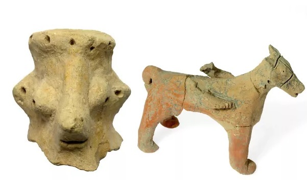 Cele mai vechi reprezentări ale "chipului lui Dumnezeu" şi ale calului său, identificate de un arheolog
