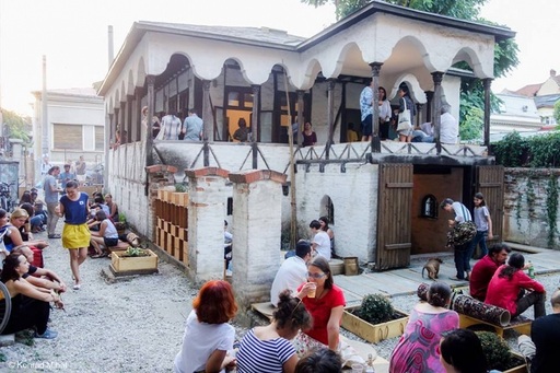 INP: Casa de târgoveţ, monument istoric, în pericol. Elaborarea unui plan urbanistic de detaliu la adresa Calea Şerban Vodă nr.33 ar mutila zona - FOTO