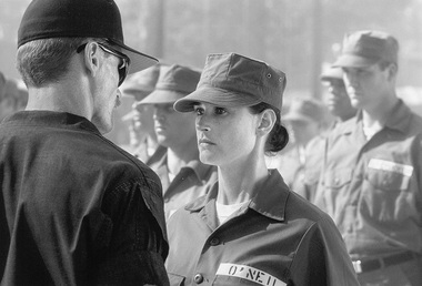 Filme cu Sharon Stone, Charles Bronson, Demi Moore şi Mel Gibson, seriale animate şi lungmetraje în premieră, în octombrie la TVR 