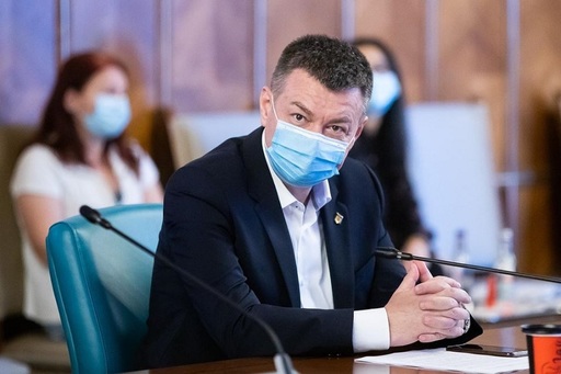 Ministerul Culturii nu recomandă o suspendare generală a activităţii, ci susţine să se recurgă la controale în instituţiile de spectacol şi cinematografe 