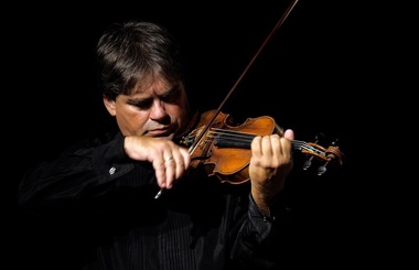 Violonistul Gabriel Croitoru şi pianistul Horia Mihail, în turneu naţional cu „Integrala sonatelor” de Beethoven

