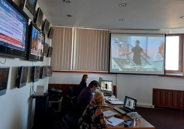 CNA: Postul Naşul TV a primit amendă de 10.000 de lei pentru ediţii ale emisiunii moderată de Radu Moraru. Somaţii publice au primit Pro TV, Etno TV şi Naţional TV