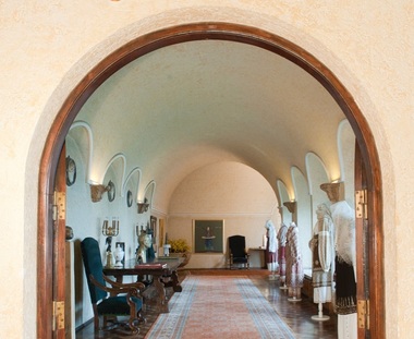 Expoziţia regală de la Palatul Elisabeta se închide duminică din cauza răspândirii Covid-19