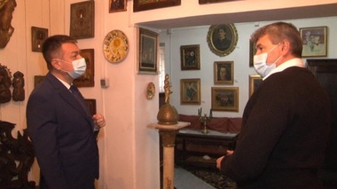 Ministrul Culturii, la Muzeul de Artă „Ion Irimescu” din Fălticeni: Vom finanţa lucrări de restaurare a mobilierului şi a obiectelor de artă colecţionate de marele sculptor