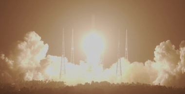 China a lansat o misiune fără echipaj uman spre Lună care să aducă înapoi mostre de pe suprafaţa selenară

