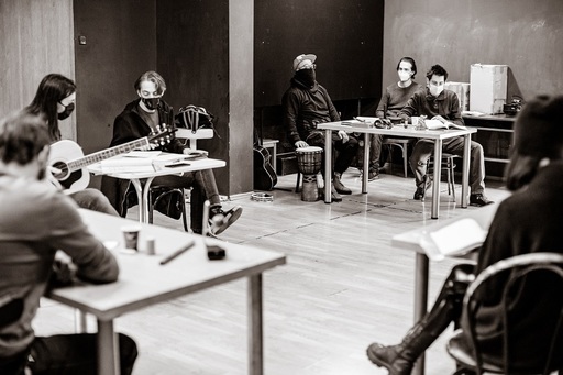 Maraton de spectacole lectură de 24 de ore, la Teatrul Naţional Târgu-Mureş