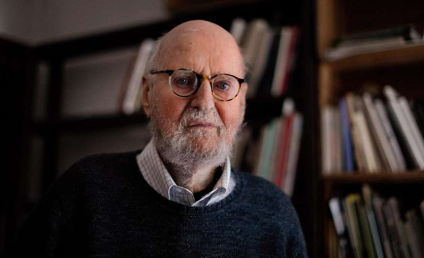 Lawrence Ferlinghetti, poet şi activist politic care a sprijinit lansarea mişcării Beat, a murit

