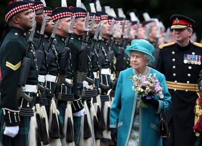 Regina Elizabeth a II-a a Marii Britanii nu va beneficia anul acesta de tradiţionala paradă militară la aniversare