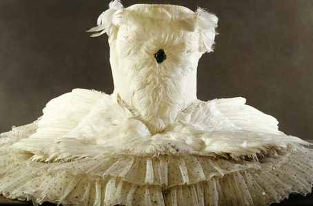 Rochie emblematică a balerinei Anna Pavlova, restaurată de Muzeul Londrei
