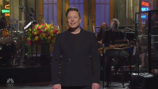 Elon Musk, prima persoană cu sindromul Asperger care a găzduit emisiunea „Saturday Night Live” - VIDEO