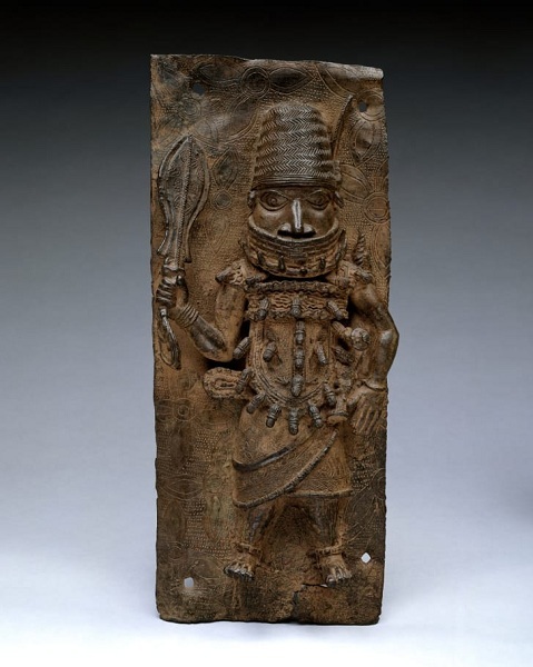 Metropolitan Museum of Art din New York va restitui Nigeriei trei obiecte de artă 