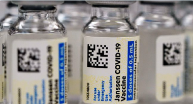 Vaccinul Johnson & Johnson împotriva Covid-19, mult mai puţin eficient în cazul variantelor Delta şi Lambda ale coronavirusului