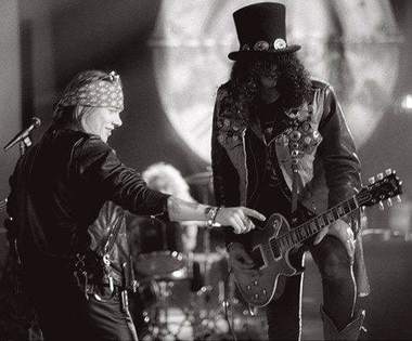 Melodia „Sweet Child O’ Mine” a formaţiei Guns N' Roses a depăşit un miliard de ascultări pe Spotify - VIDEO