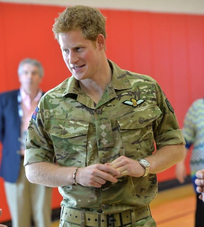 Prinţul Harry a reacţionat la situaţia din Afganistan şi a făcut apel la „ajutor reciproc”