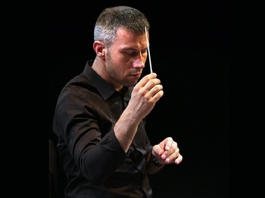 Festivalul „Enescu” - Tiberiu Soare, la pupitrul Orchestrei de Cameră Radio. Violoncelista Alisa Weilerstein, solistă
