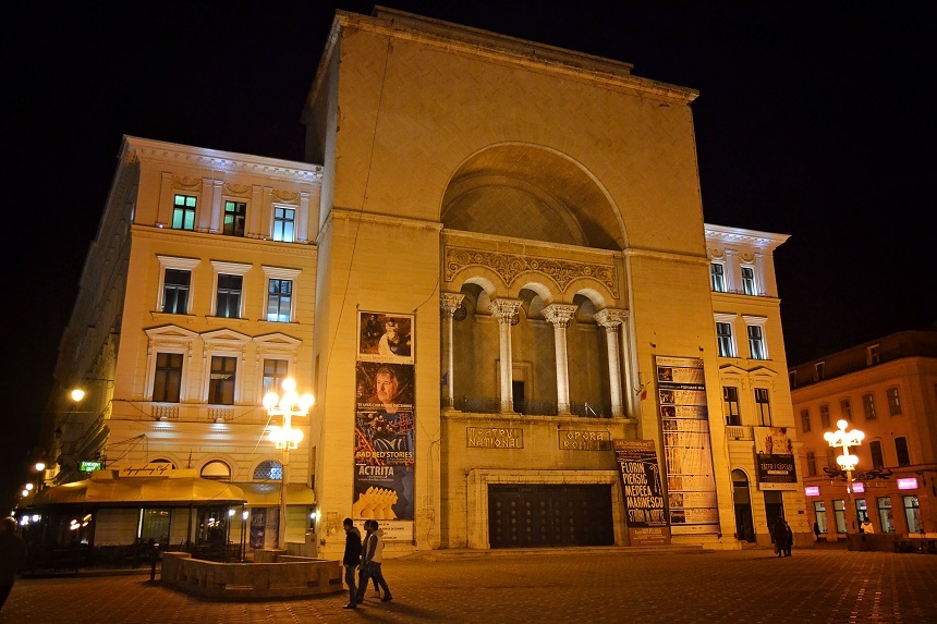 Teatrul Naţional din Timişoara îşi suspendă activitatea cu publicul până la jumătatea lunii octombrie