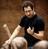 Leo Hussain, dirijor principal-invitat al Filarmonicii "George Enescu", deschide stagiunea simfonică la Ateneul Român